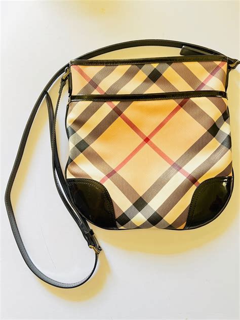 fake burberry crossbody bag|burberry crossbody bag women's.